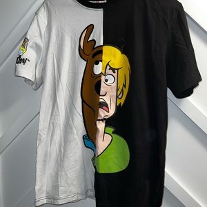 Young Mens Scooby Doo Split Character Shirt NWOT